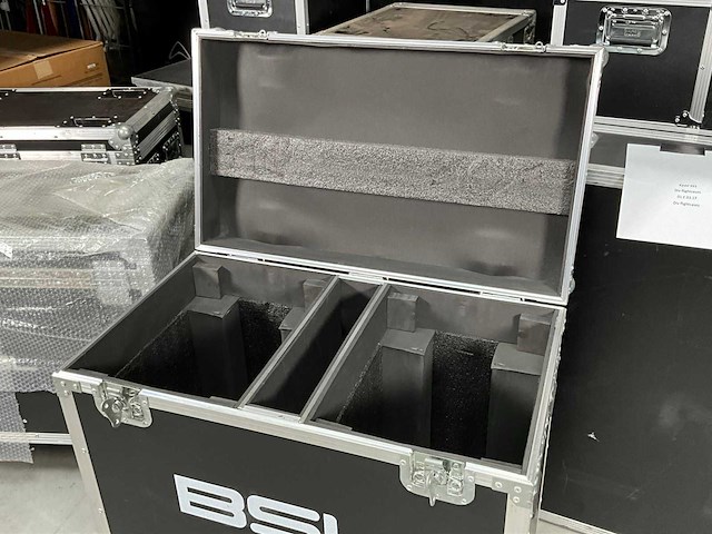 Diverse flightcase (8x) - afbeelding 11 van  16