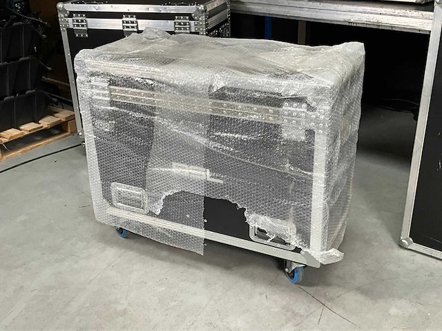 Diverse flightcase (8x) - afbeelding 12 van  16