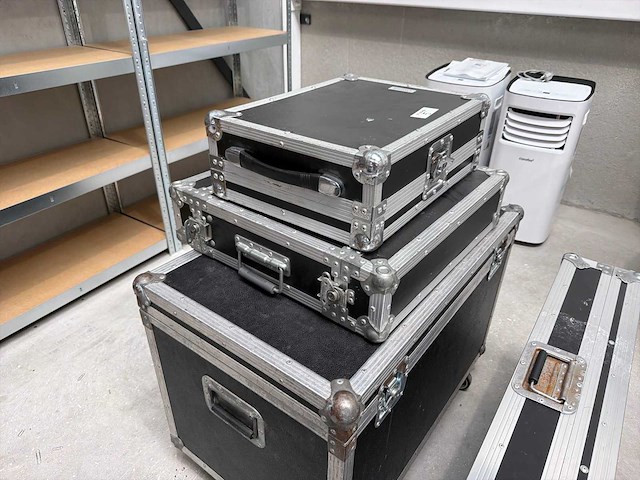 Diverse flightcases (4x) - afbeelding 2 van  3