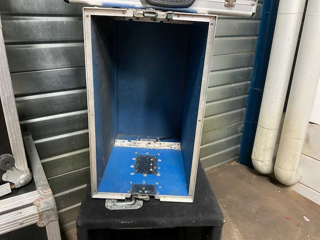 Diverse flightcases 9x) - afbeelding 1 van  1