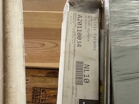 Diverse foamstrips en metalen staaf materiaal - afbeelding 3 van  11