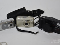 Diverse fotocamera's - afbeelding 1 van  6