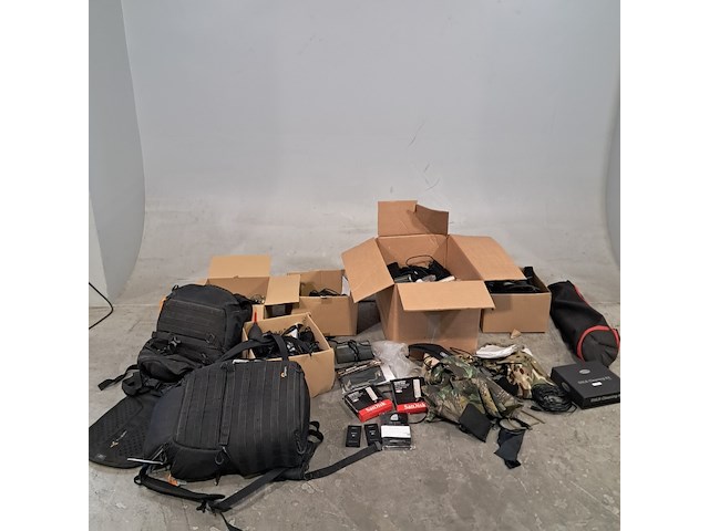 Diverse fotografie toebehoren, o.a. nikon - afbeelding 1 van  13