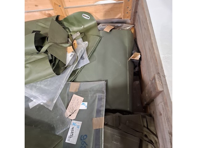 Diverse foudraals - afbeelding 5 van  8