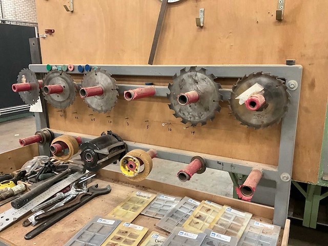 Diverse frees -en machinetoebehoren - afbeelding 4 van  6