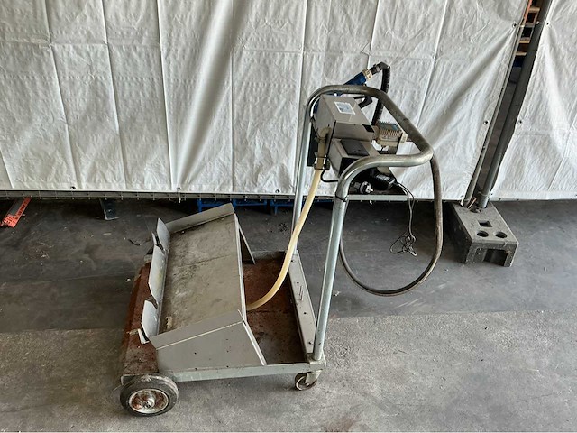 Diverse garage benodigdheden - afbeelding 1 van  16