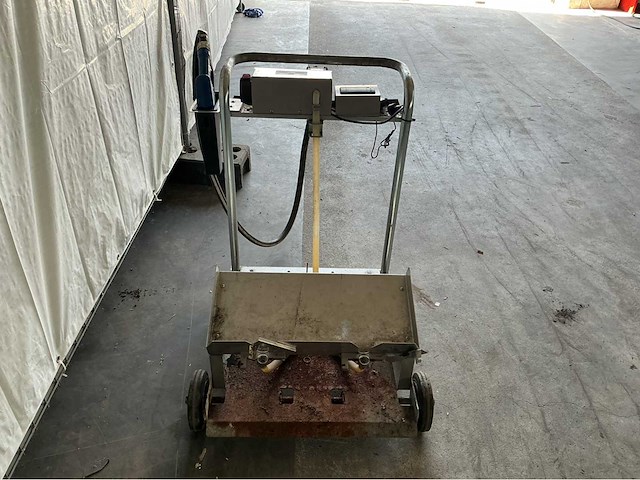 Diverse garage benodigdheden - afbeelding 2 van  16