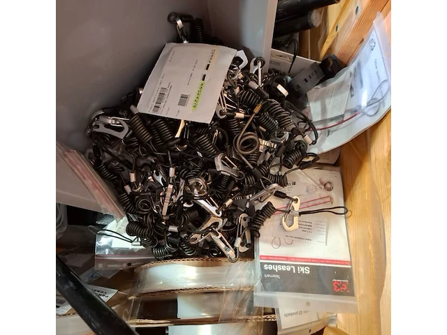 Diverse garage inventaris, o.a pferd - afbeelding 10 van  11