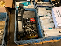 Diverse garage inventaris - afbeelding 2 van  5