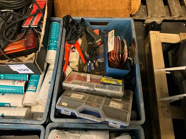 Diverse garage inventaris - afbeelding 4 van  5