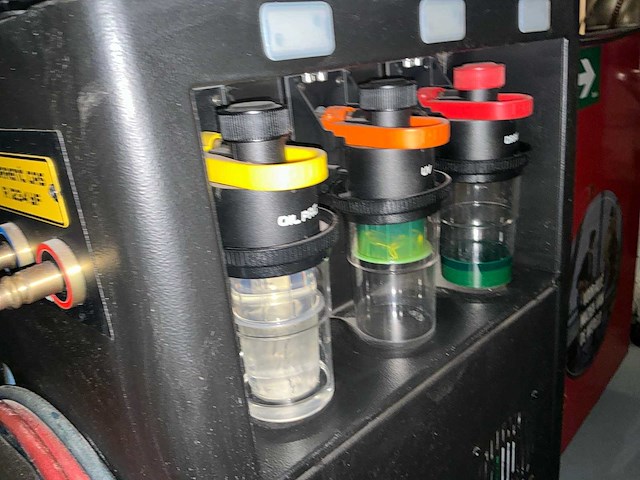 Diverse garage inventaris - afbeelding 7 van  33