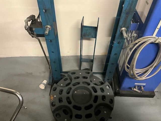 Diverse garage inventaris - afbeelding 19 van  33