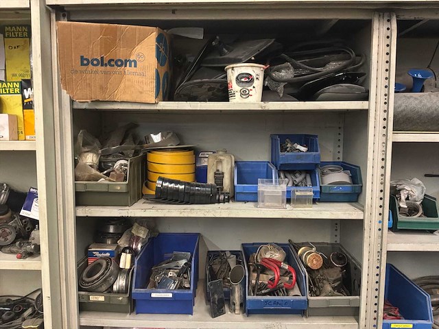 Diverse garage inventaris - afbeelding 27 van  63
