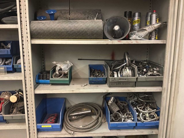 Diverse garage inventaris - afbeelding 29 van  63