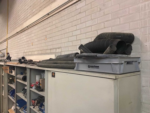 Diverse garage inventaris - afbeelding 37 van  63