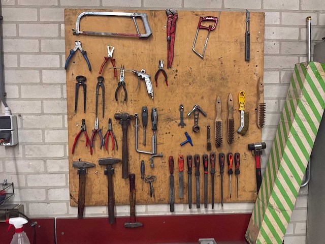 Diverse garage inventaris - afbeelding 42 van  63