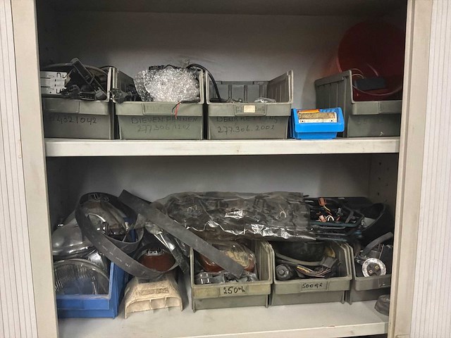 Diverse garage inventaris - afbeelding 44 van  63