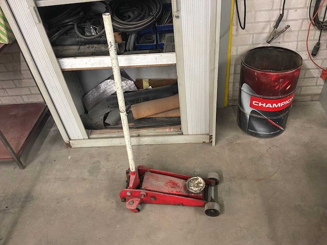 Diverse garage inventaris - afbeelding 50 van  63