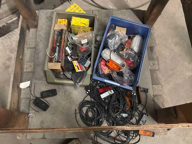 Diverse garage inventaris - afbeelding 52 van  63