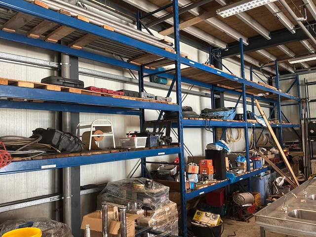 Diverse garage inventaris - afbeelding 1 van  19