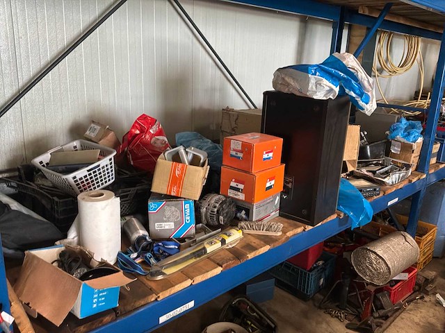 Diverse garage inventaris - afbeelding 14 van  19