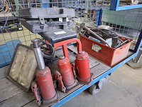 Diverse garage inventaris - afbeelding 1 van  7