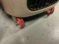 Diverse garage inventaris - afbeelding 6 van  31