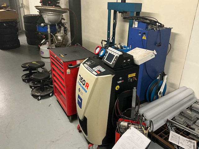 Diverse garage inventaris - afbeelding 12 van  31