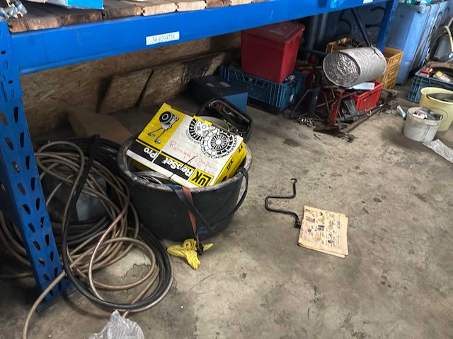 Diverse garage inventaris - afbeelding 19 van  19