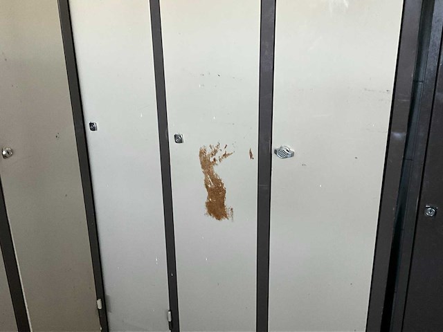 Diverse garderobekasten (2x) - afbeelding 3 van  3