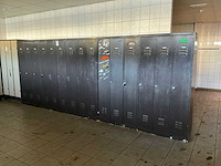 Diverse garderobekasten (5x) - afbeelding 1 van  7