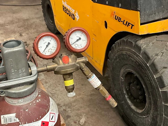 Diverse gascilinders (2x) - afbeelding 4 van  4