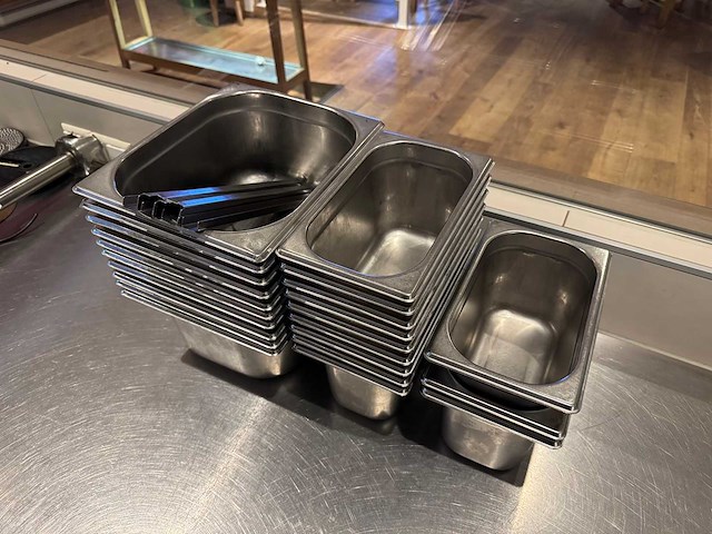 Diverse gastronormbakken - afbeelding 4 van  4