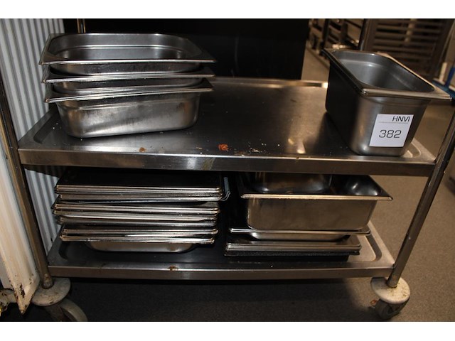 Diverse gastronormbakken. - afbeelding 1 van  2