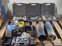 Diverse gatenzagen en boren - afbeelding 1 van  15