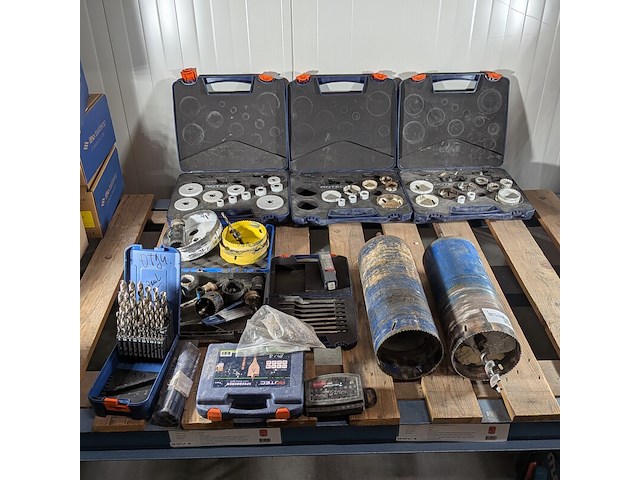 Diverse gatenzagen en boren - afbeelding 8 van  15