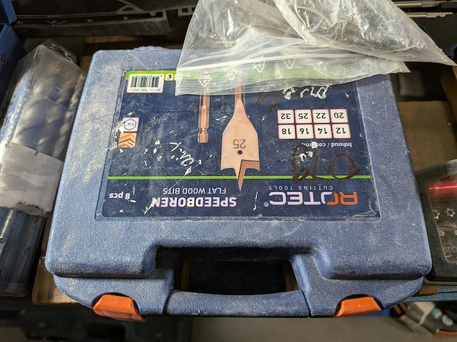 Diverse gatenzagen en boren - afbeelding 13 van  15