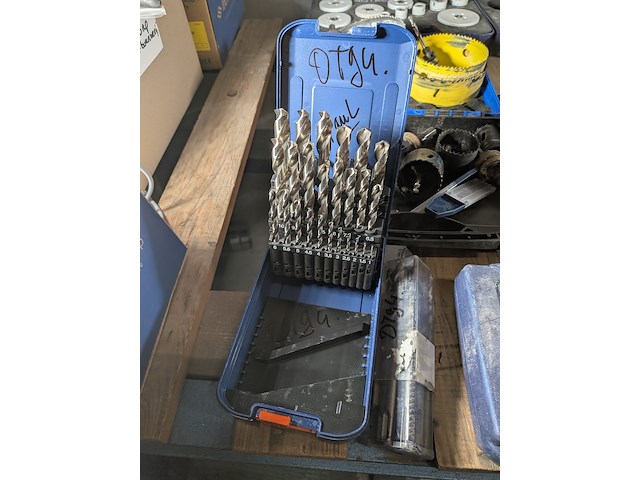 Diverse gatenzagen en boren - afbeelding 14 van  15
