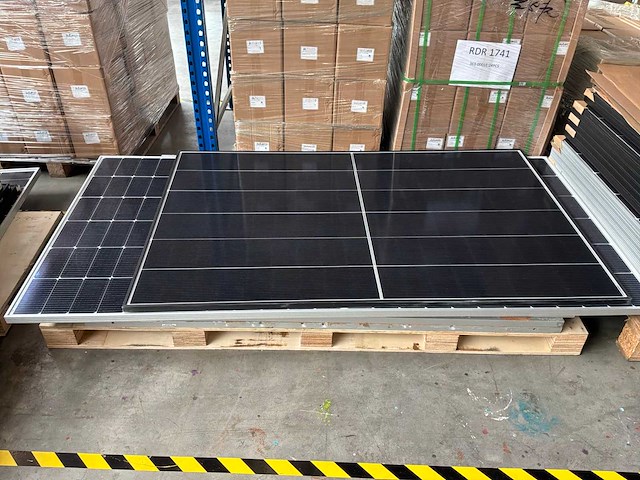 Diverse gebruikte zonnepanelen (160x) - afbeelding 3 van  9