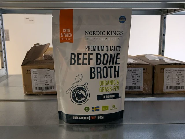 Diverse gedroogde poeders & beef bone broth, o.a. nordic kings, vitanics - afbeelding 2 van  7