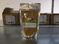 Diverse gedroogde poeders & beef bone broth, o.a. nordic kings, vitanics - afbeelding 6 van  7