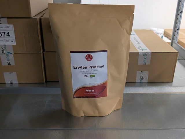 Diverse gedroogde poeders & cacao wafers, o.a. vitanics, purason - afbeelding 2 van  6