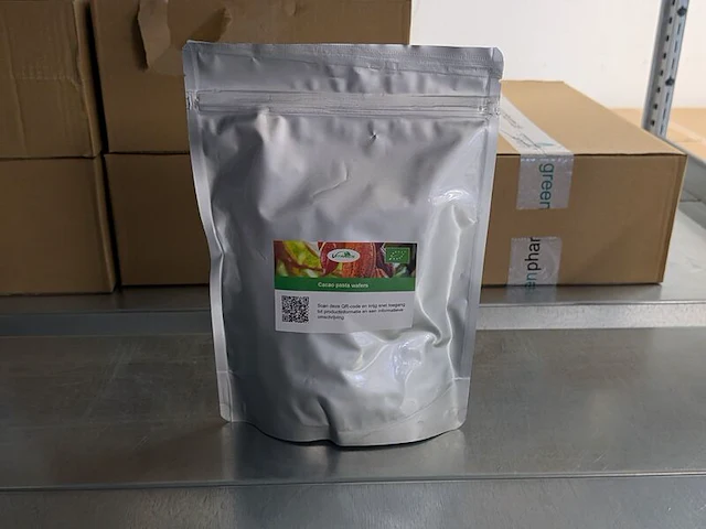 Diverse gedroogde poeders & cacao wafers, o.a. vitanics, purason - afbeelding 3 van  6