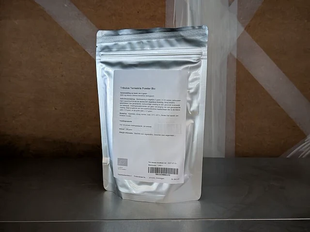 Diverse gedroogde poeders, o.a. vitanics, purason, four sigmatic - afbeelding 8 van  11