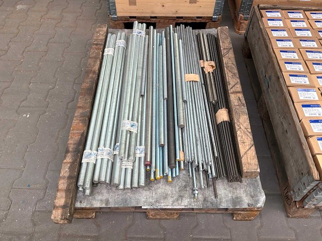 Diverse gegalvaniseerde draadeinden (94x) - afbeelding 3 van  5