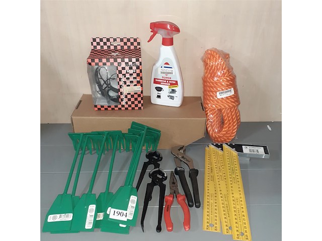 Diverse gereedschap, 10m nijlon touw, koptelefoon etc (d1904) - afbeelding 2 van  3