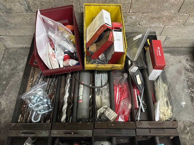 Diverse gereedschap accessoires - afbeelding 3 van  3