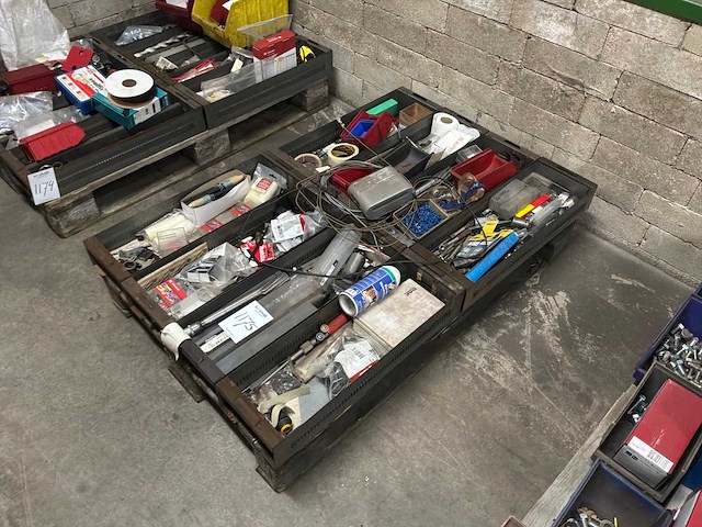 Diverse gereedschap accessoires - afbeelding 1 van  3