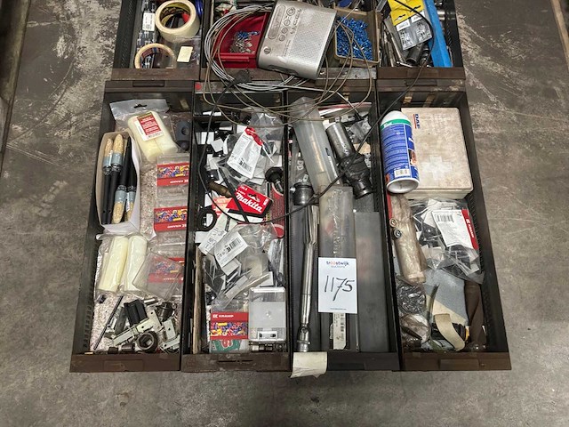 Diverse gereedschap accessoires - afbeelding 2 van  3