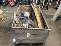 Diverse gereedschap en accessoires - afbeelding 2 van  8